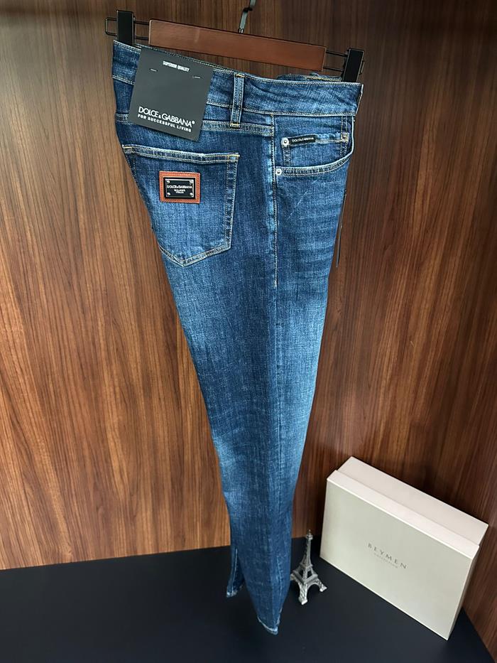 Metal Logolu Yıkama Kumaş Jean