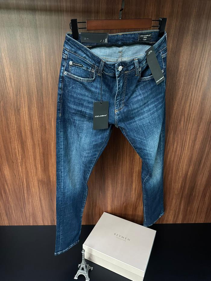 Metal Logolu Yıkama Kumaş Jean