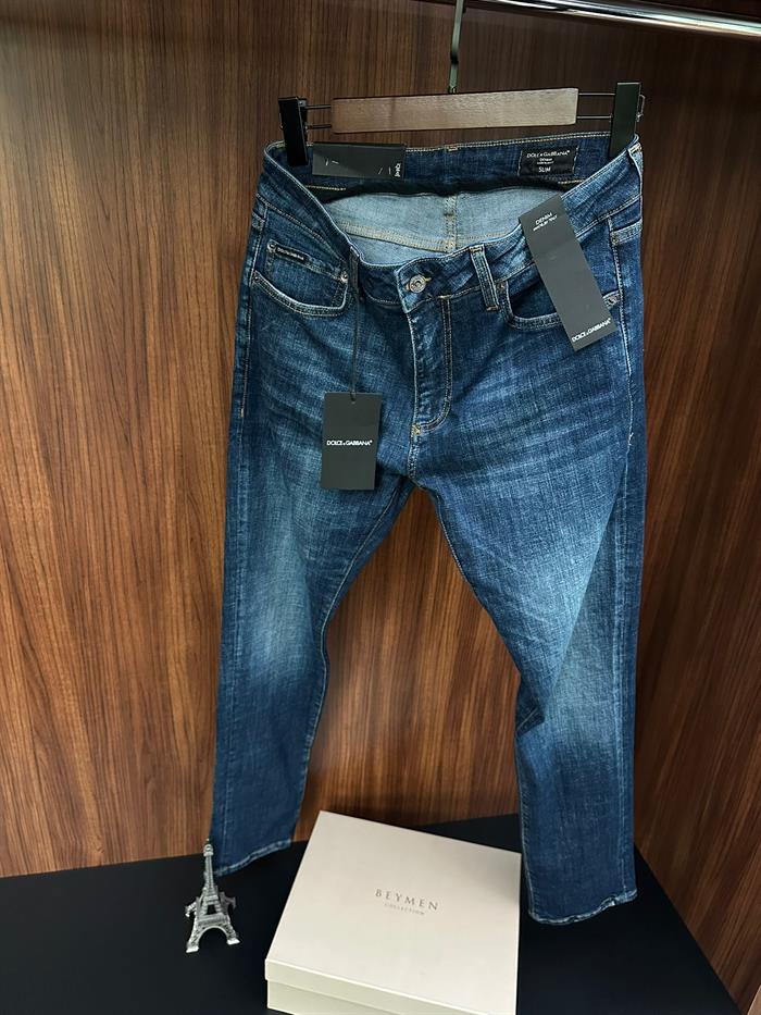 Metal Logolu Yıkama Kumaş Jean