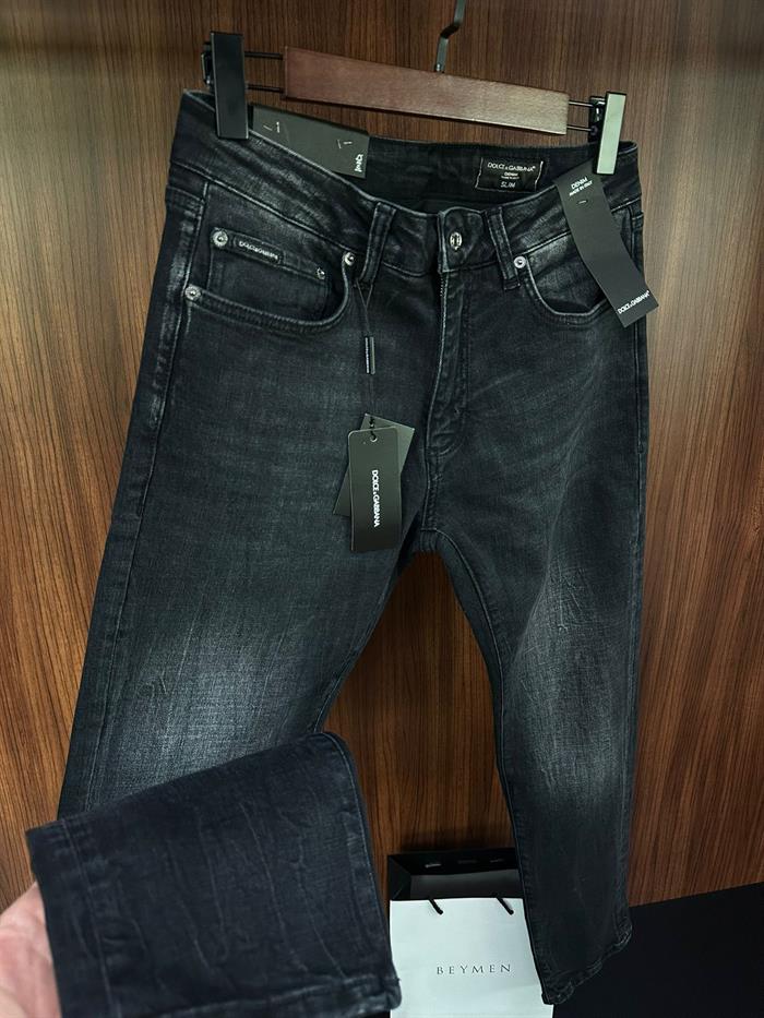 Metal Logolu Yıkama Kumaş Jean