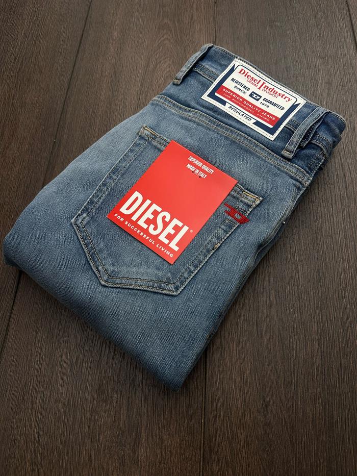Renk Eskitmeli Likralı Jean