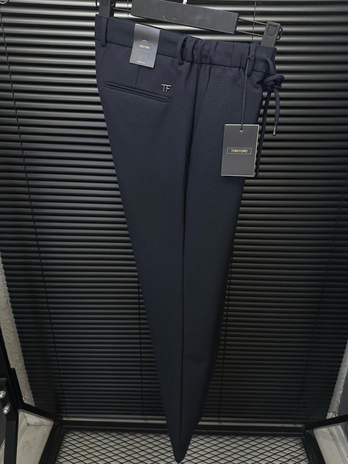 Metal Logolu Gofre Kumaş Pantolon