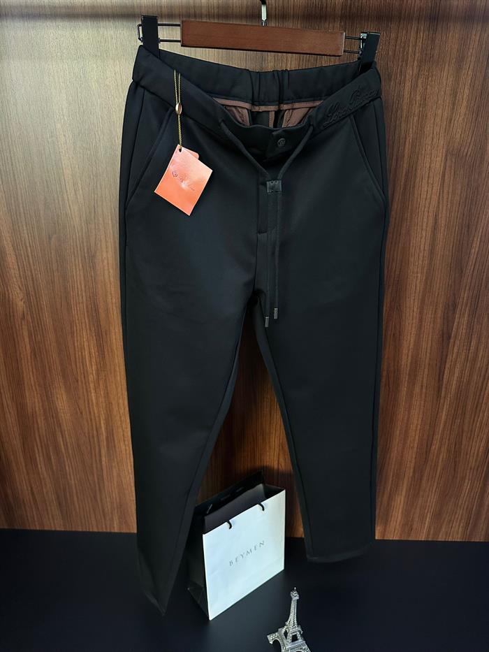 Metal Logolu Likralı Jogger