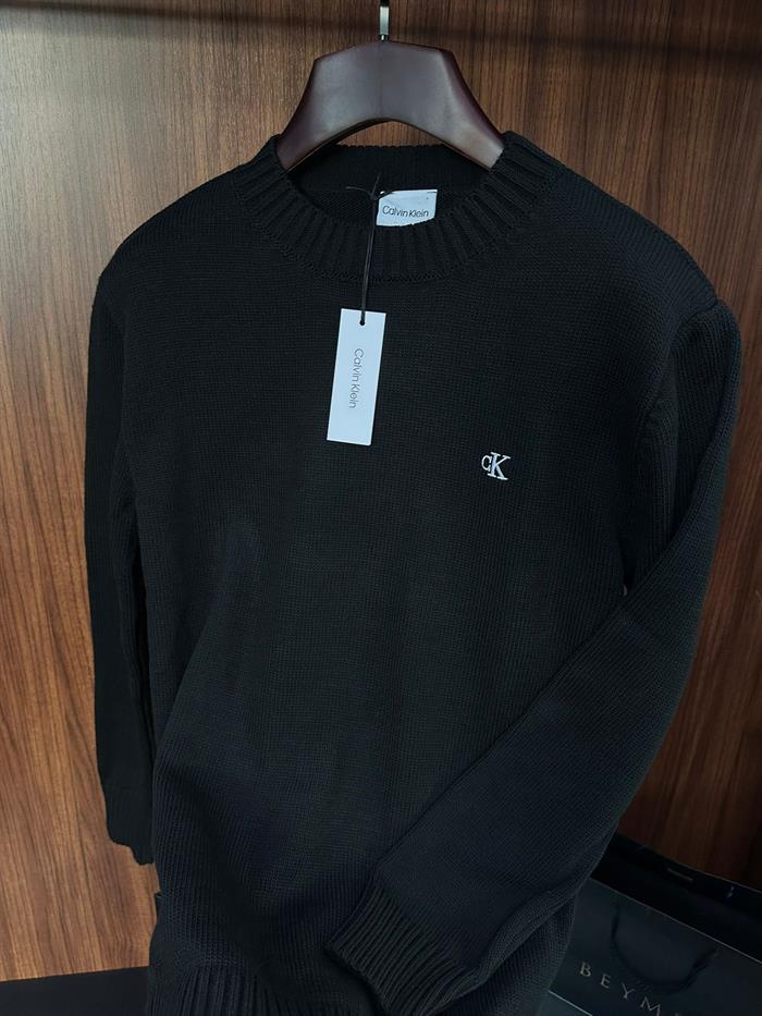 Nakış Logolu Balıkçı Yaka Triko Kazak