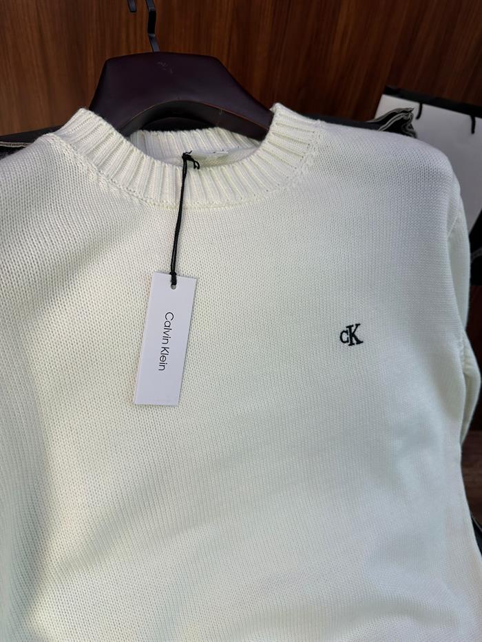 Nakış Logolu Balıkçı Yaka Triko Kazak