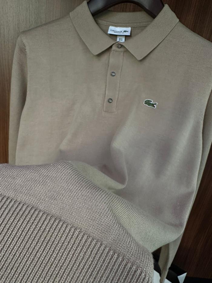 Nakış Logolu Yakalı Triko Kazak