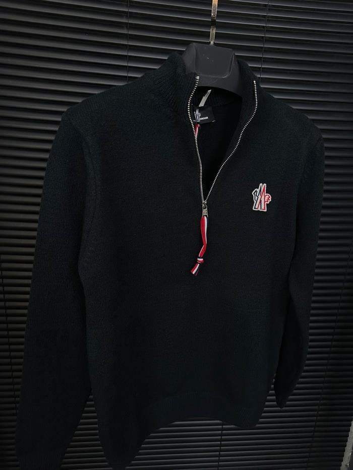 Nakış Logolu Yarım Fermuarlı Yün Kazak