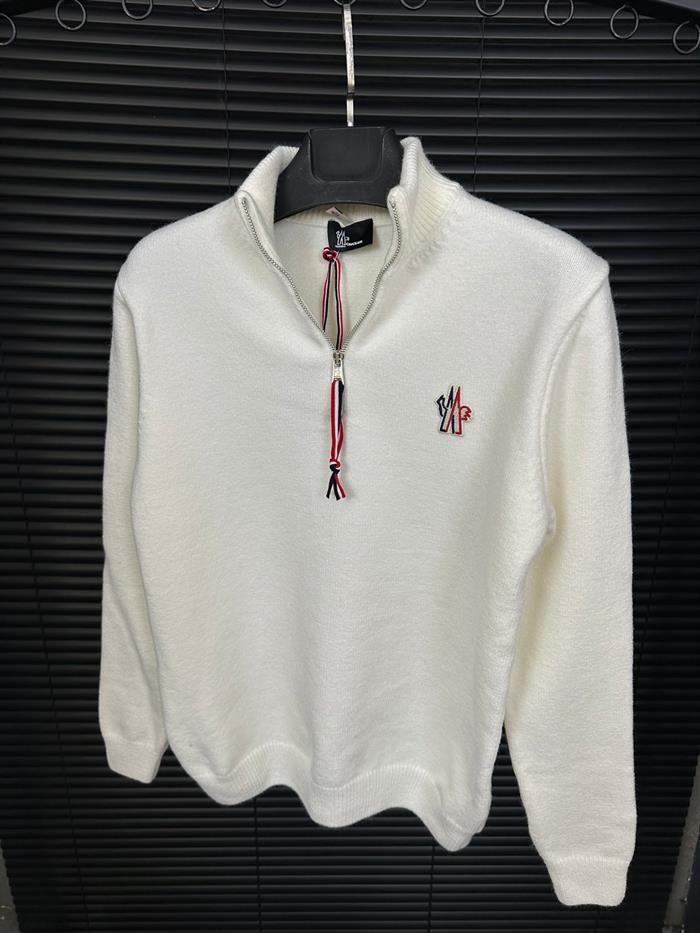 Nakış Logolu Yarım Fermuarlı Yün Kazak