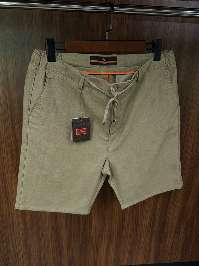 Arka Cep Marka Yazılı Keten Şort