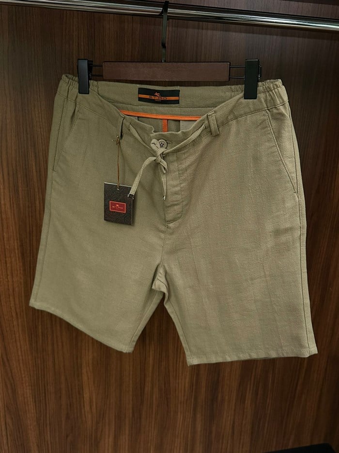 Arka Cep Marka Yazılı Keten Şort