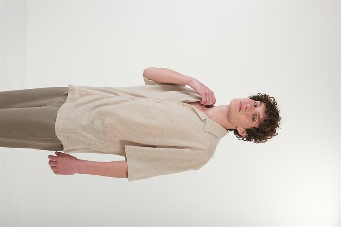 Apaş Yaka Keten Görünümlü Gömlek