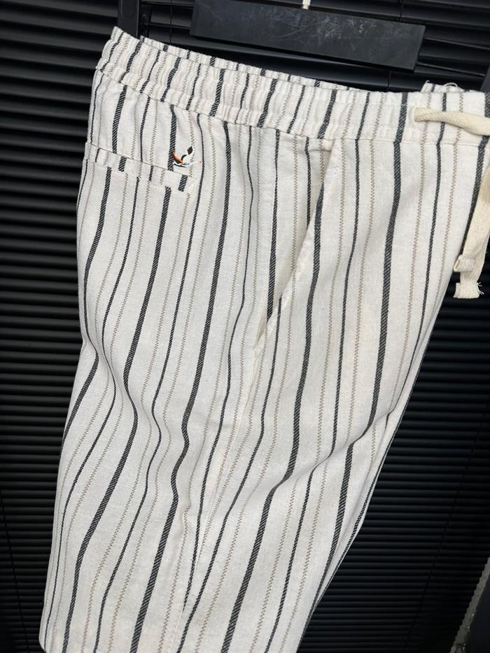 Bel Bağlamalı Çizgili Nakış Logolu Şort