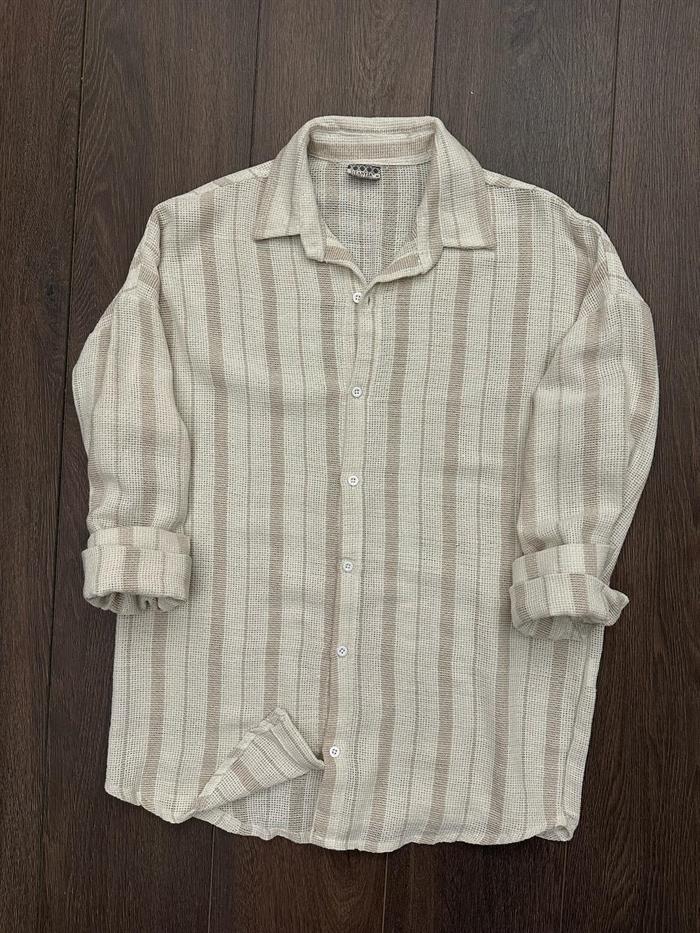 Buldan Yaka İnce Çizgili Gömlek