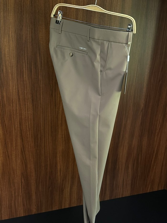 Arka Cep Metal Logo Detaylı Modal Kumaş  Pantolon