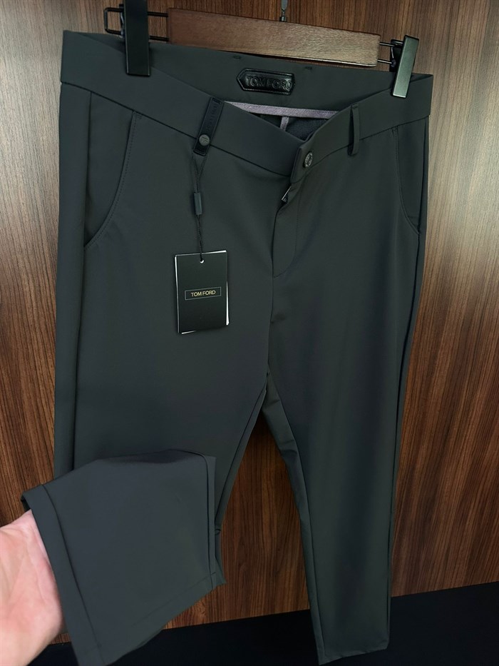 Arka Cep Metal Logo Detaylı Modal Kumaş  Pantolon