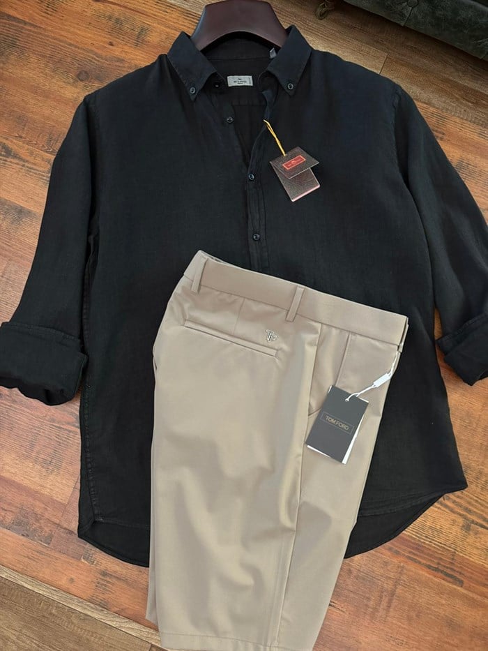 Arka Cep Metal Logo Detaylı Modal Şort