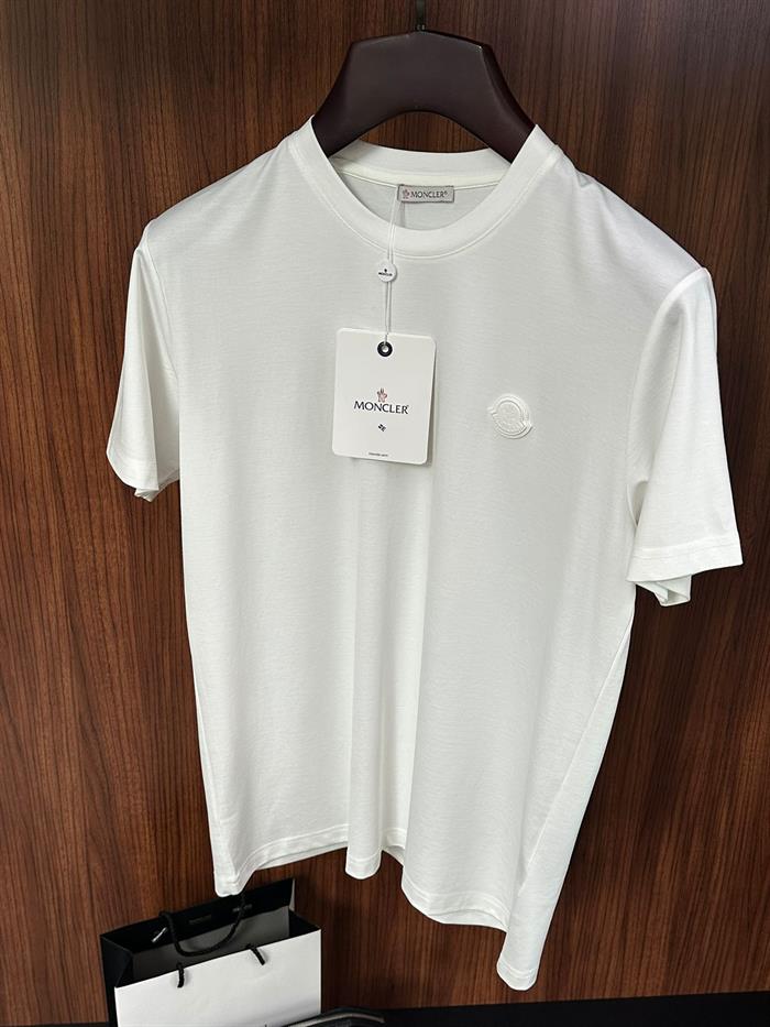 Göğüs Deri Logo Detaylı Modal Kumaş T-Shirt