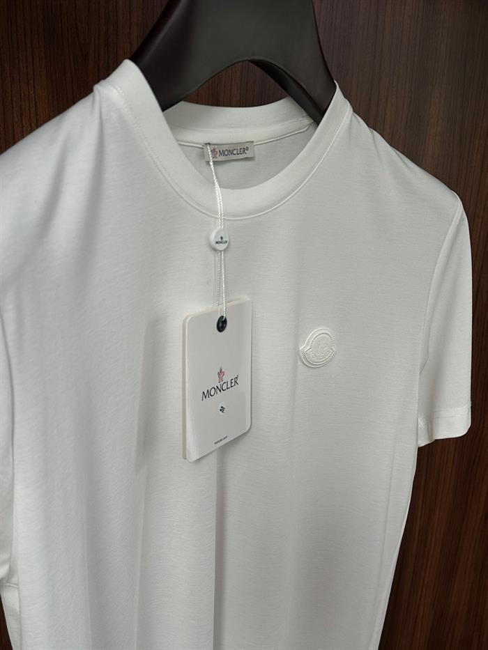 Göğüs Deri Logo Detaylı Modal Kumaş T-Shirt