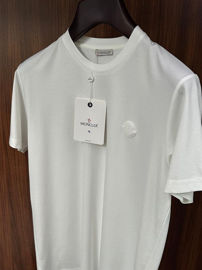 Göğüs Deri Logo Detaylı Modal Kumaş T-Shirt