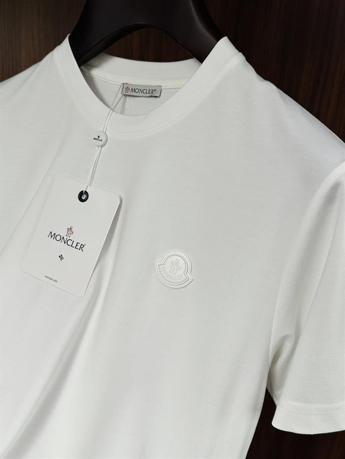 Göğüs Deri Logo Detaylı Modal Kumaş T-Shirt