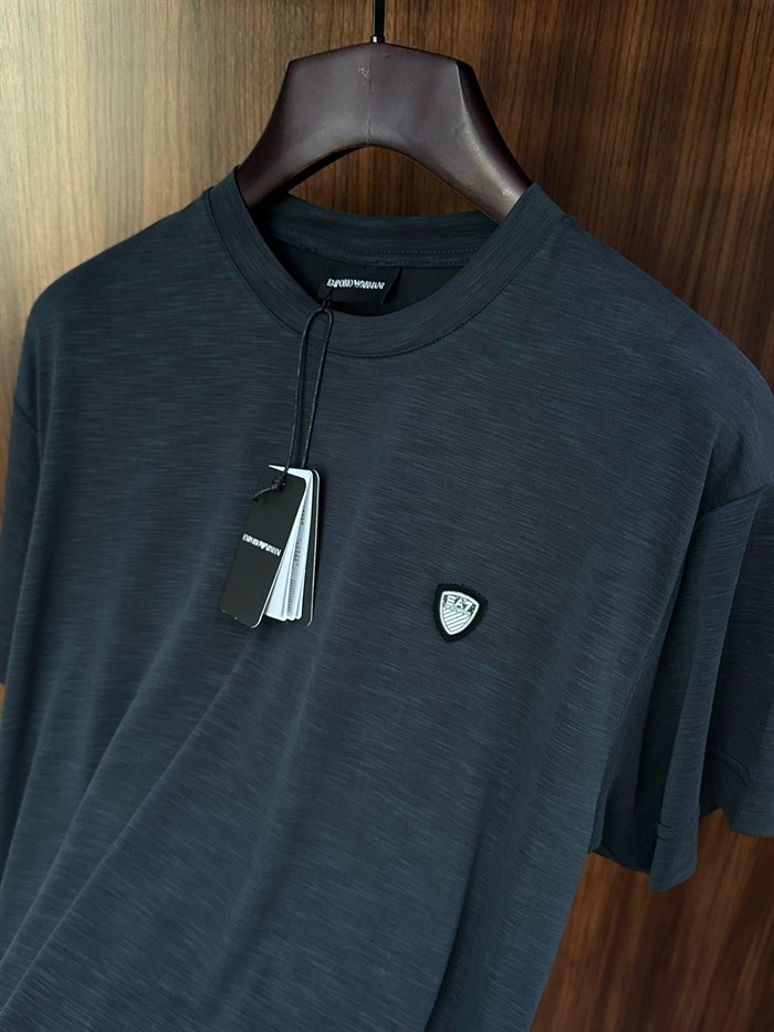 Göğüs Logolu Modal Kumaş T-Shirt