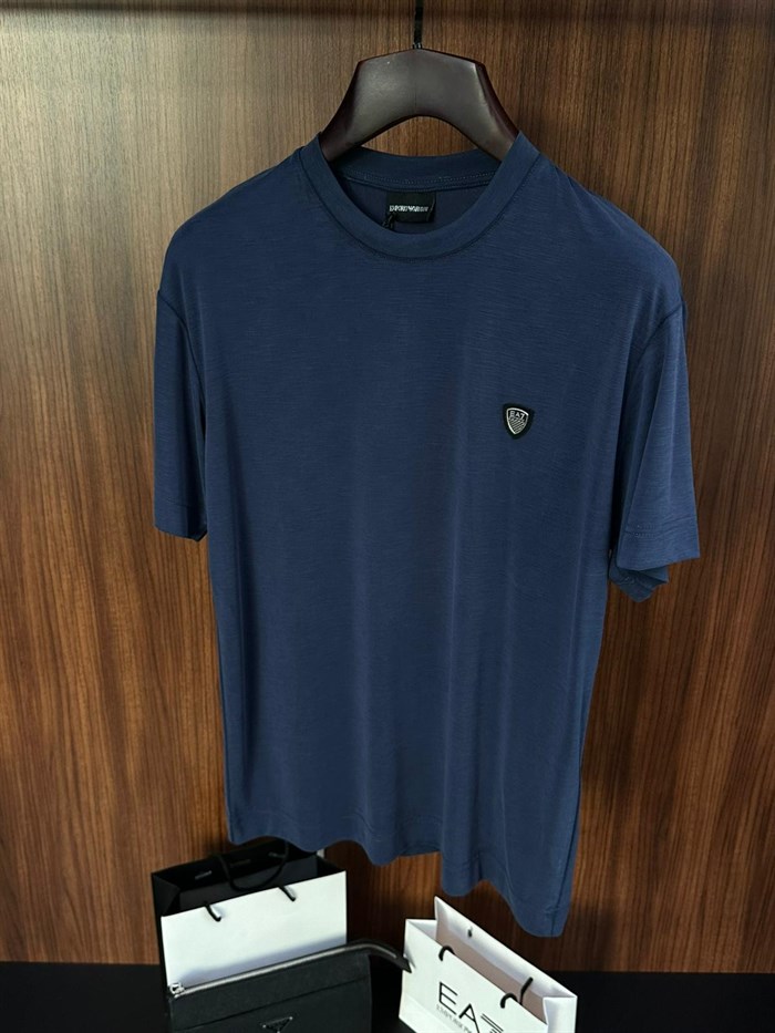 Göğüs Logolu Modal Kumaş T-Shirt
