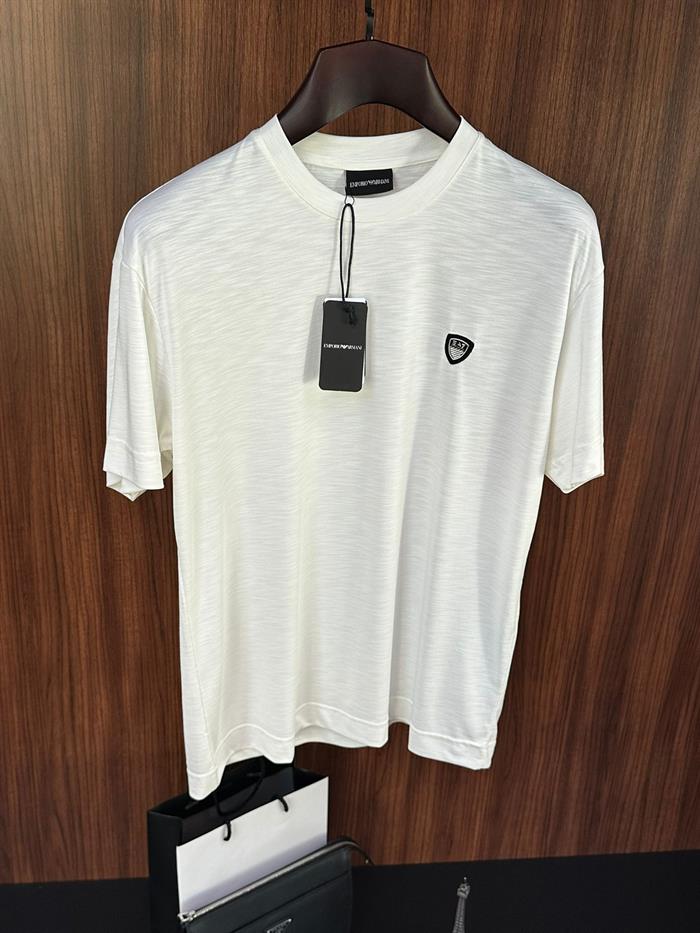 Göğüs Logolu Modal Kumaş T-Shirt
