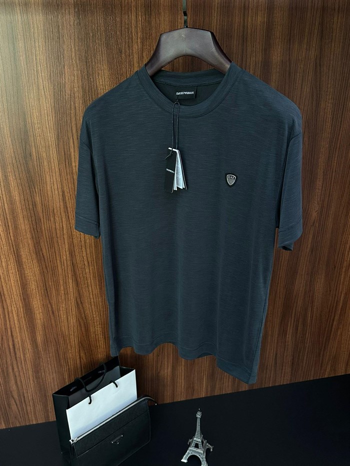 Göğüs Logolu Modal Kumaş T-Shirt
