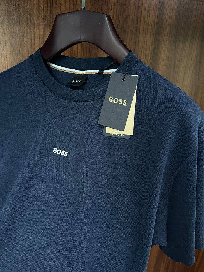 Göğüs Marka Yazılı Modal Kumaş T-Shirt