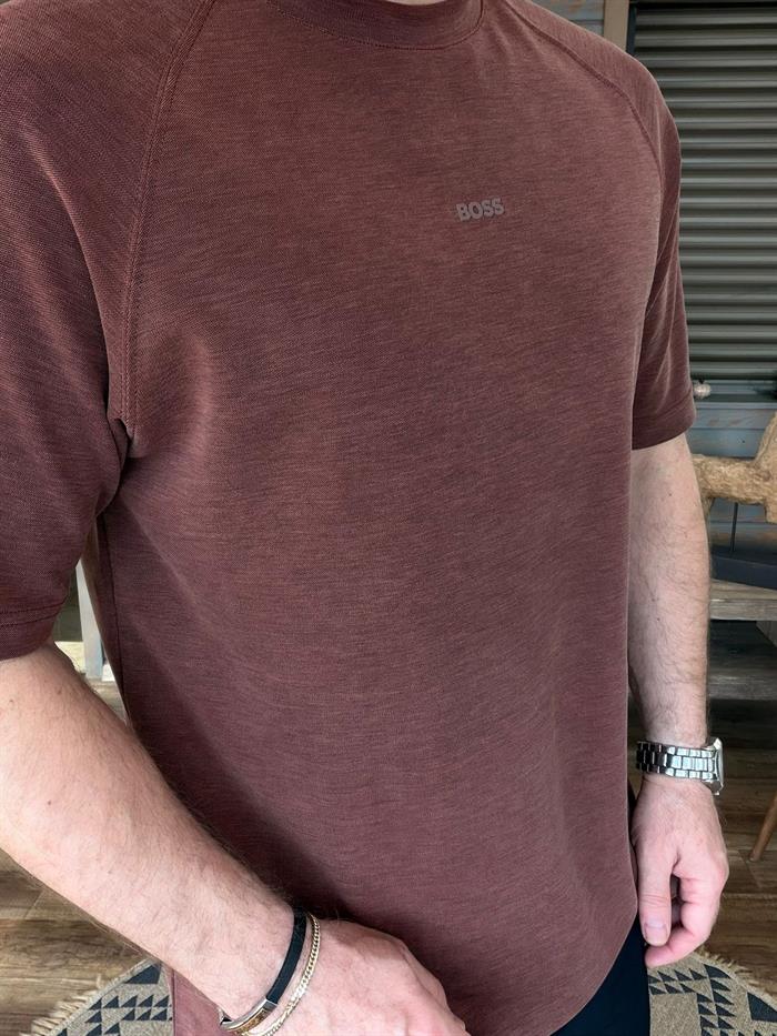 Göğüs Marka Yazılı Modal Kumaş T-Shirt