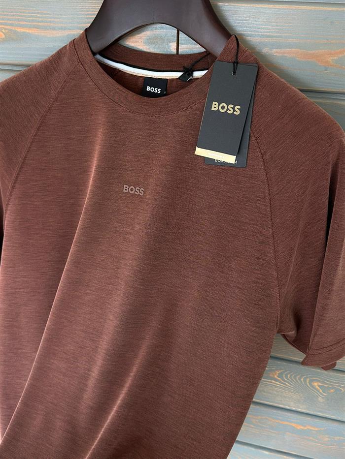 Göğüs Marka Yazılı Modal Kumaş T-Shirt