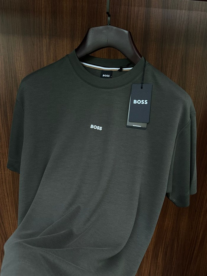 Göğüs Marka Yazılı Modal Kumaş T-Shirt