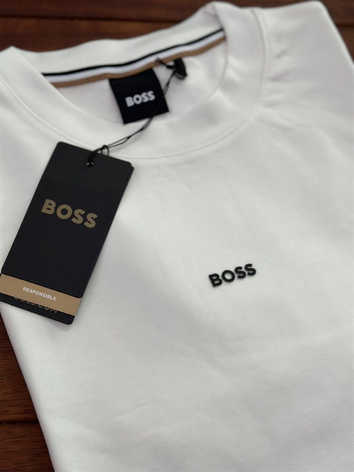 Göğüs Marka Yazılı Modal Kumaş T-Shirt