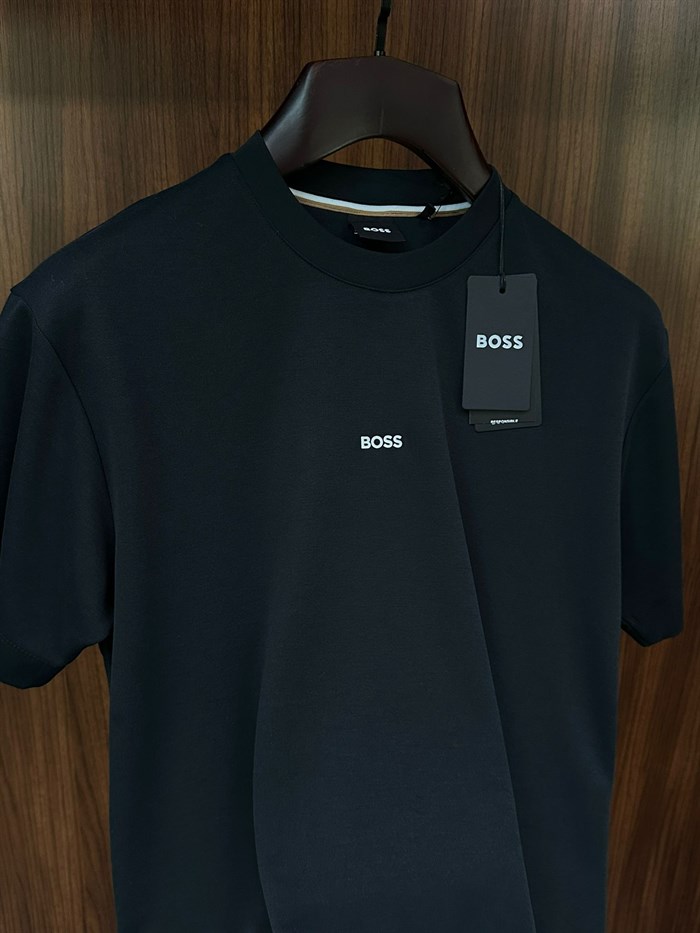 Göğüs Marka Yazılı Modal Kumaş T-Shirt