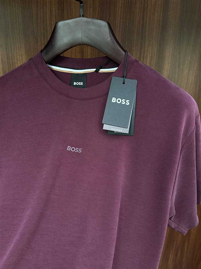 Göğüs Marka Yazılı Modal Kumaş T-Shirt