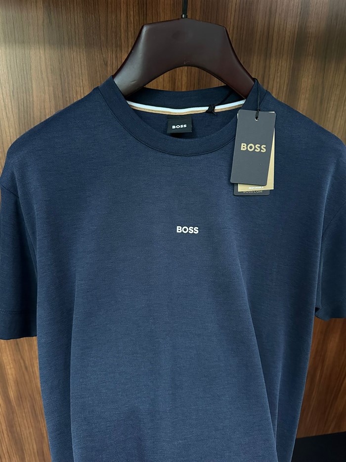 Göğüs Marka Yazılı Modal Kumaş T-Shirt