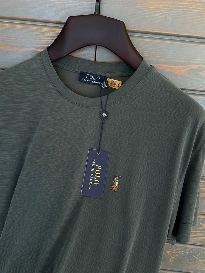 Göğüs Nakış Logolu Flamlı Kumaş T-Shirt