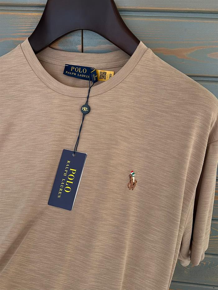 Göğüs Nakış Logolu Flamlı Kumaş T-Shirt