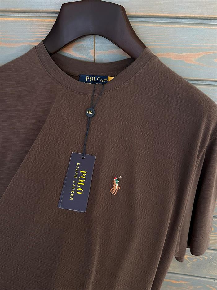 Göğüs Nakış Logolu Flamlı Kumaş T-Shirt