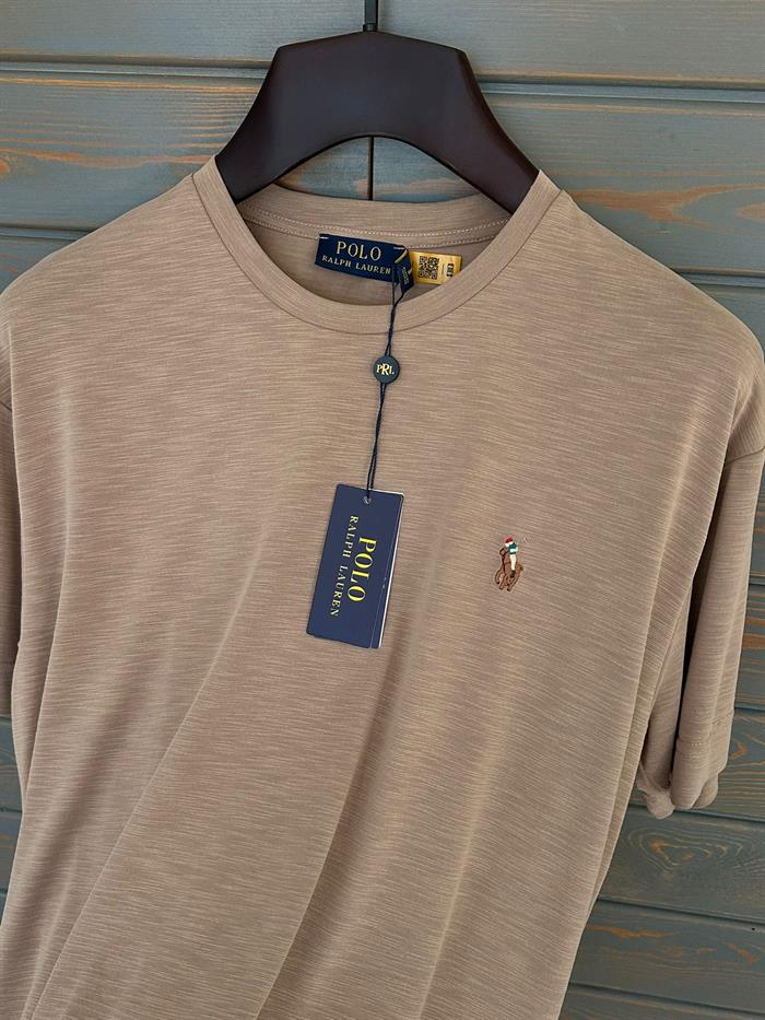 Göğüs Nakış Logolu Flamlı Kumaş T-Shirt