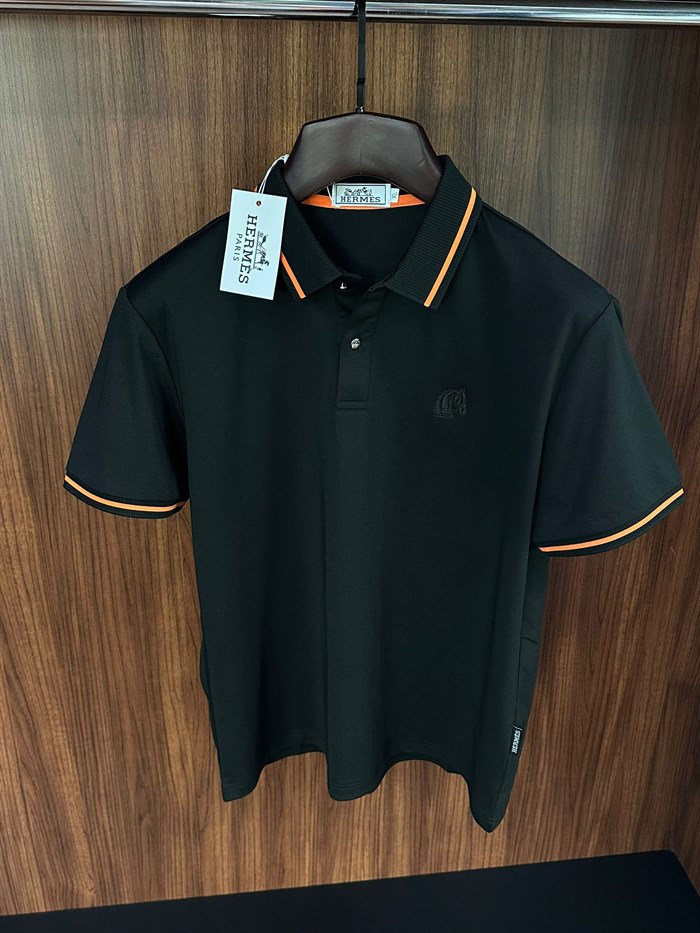 Kabartma Logolu Modal Kumaş Yakalı T-Shirt