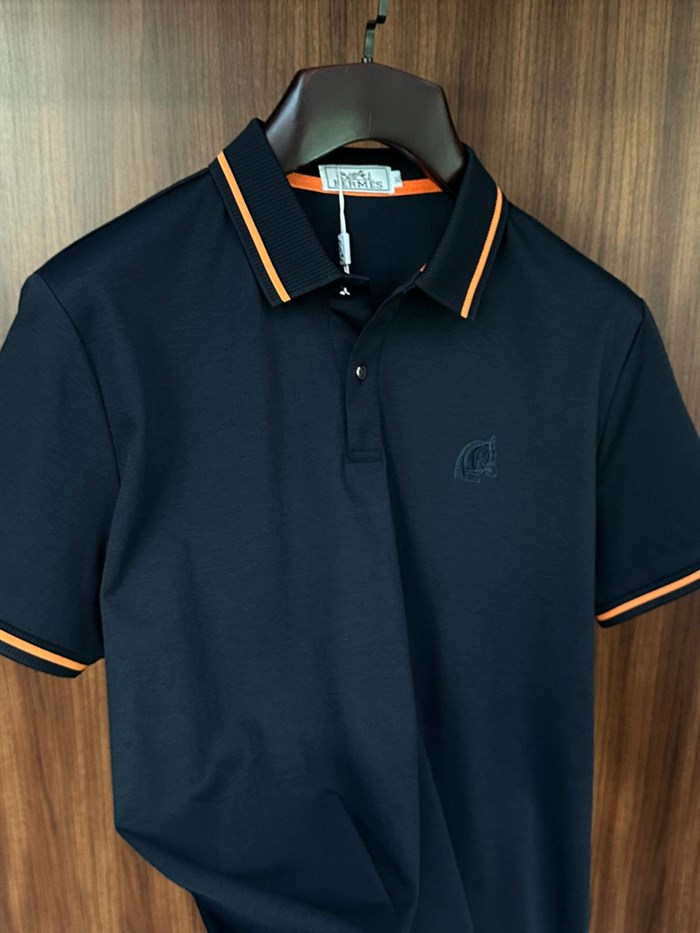 Kabartma Logolu Modal Kumaş Yakalı T-Shirt
