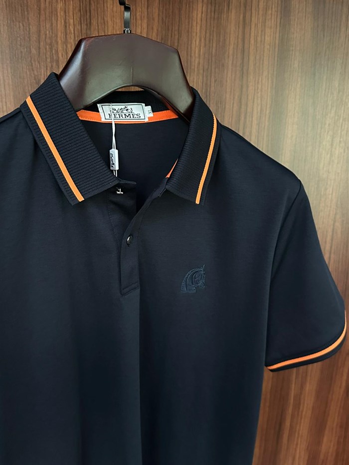 Kabartma Logolu Modal Kumaş Yakalı T-Shirt