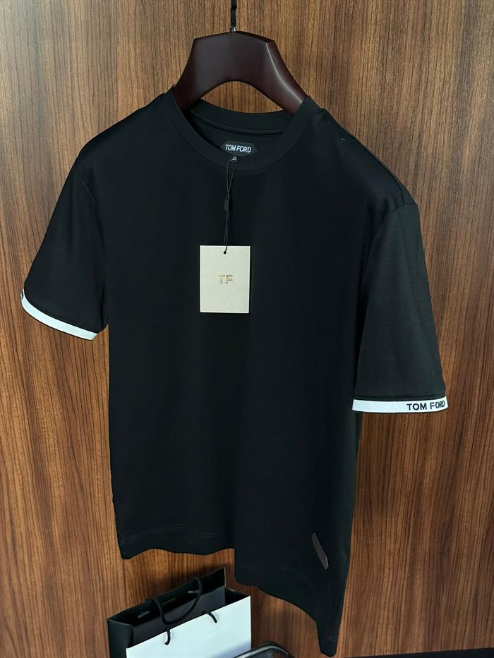 Kol Plastik Marka Yazılı Modal Kumaş T-Shirt