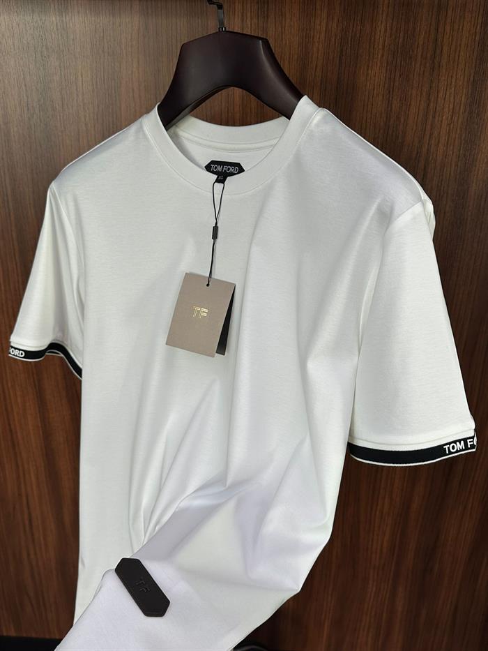 Kol Plastik Marka Yazılı Modal Kumaş T-Shirt