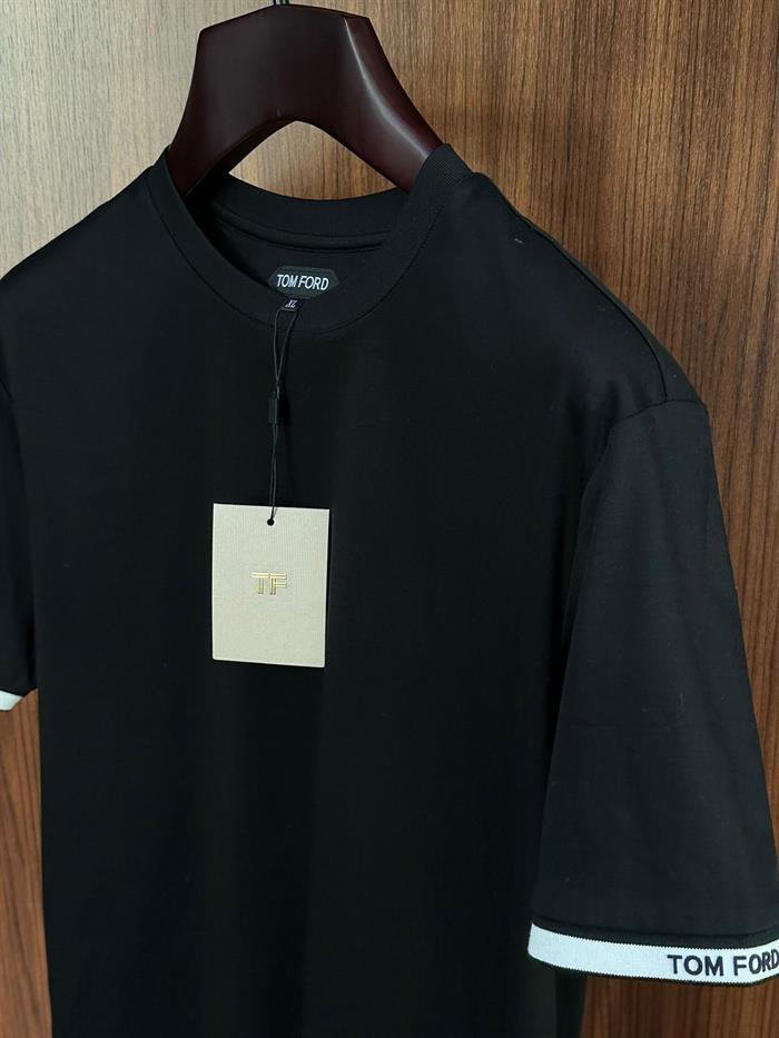 Kol Plastik Marka Yazılı Modal Kumaş T-Shirt
