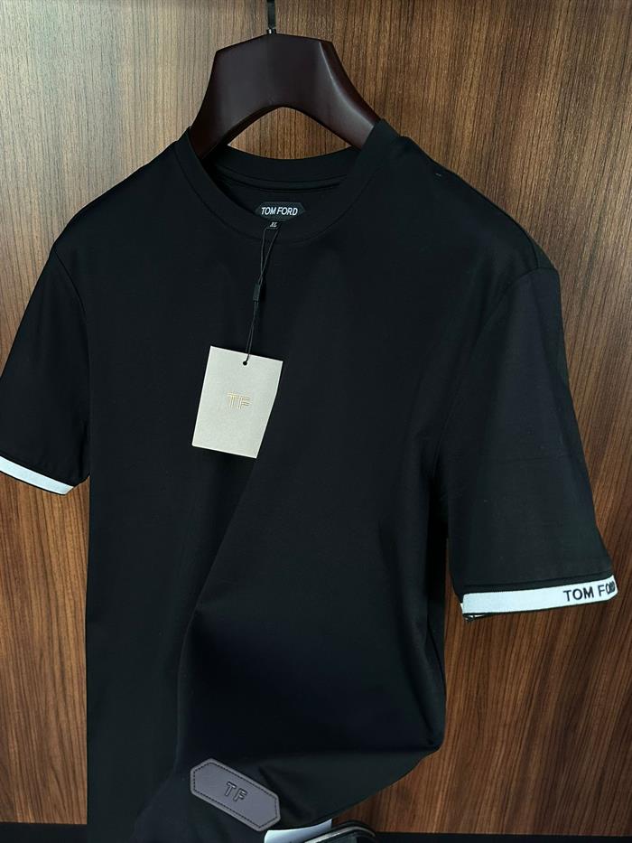 Kol Plastik Marka Yazılı Modal Kumaş T-Shirt