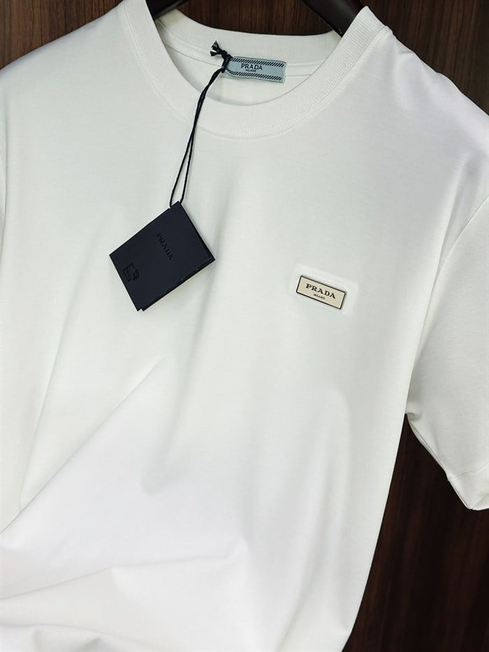 Metal Logolu Modal Kumaş T-Shirt