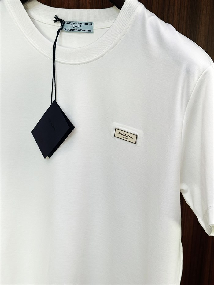 Metal Logolu Modal Kumaş T-Shirt