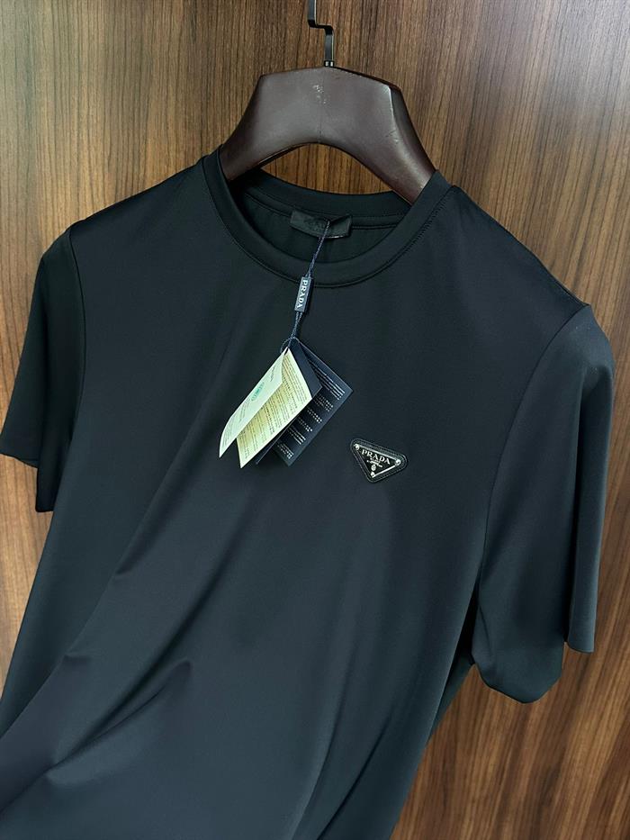 Metal Logolu Modal Kumaş T-Shirt